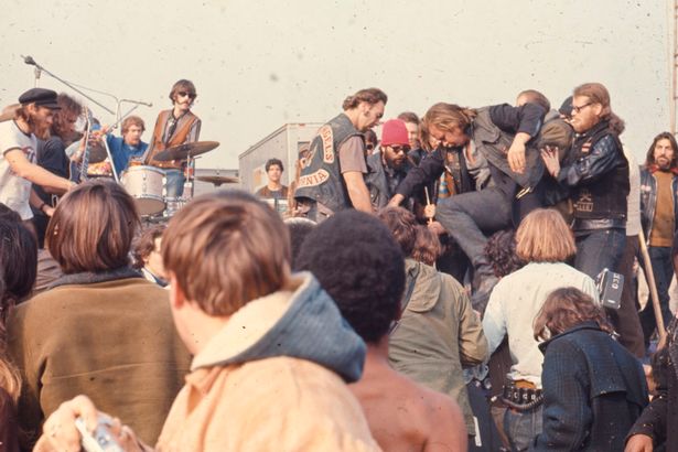 one-use-only-the-rolling-stones-playing-altamont-rock-festival